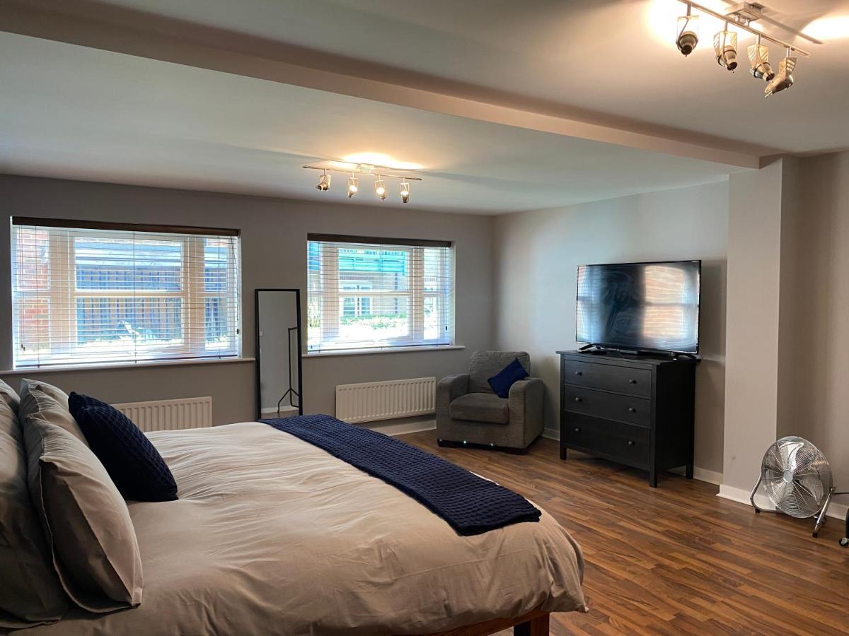 شورهام باي سي Riverside Townhouse, Only 20 Minutes From Brighton And Worthing المظهر الخارجي الصورة